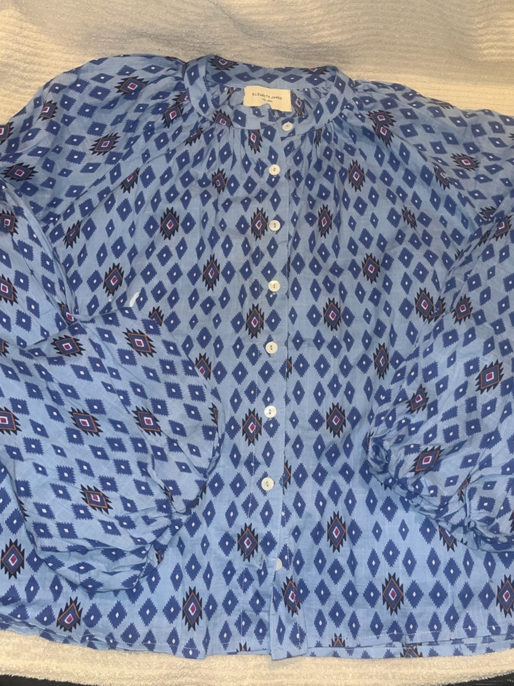 Elizabeth James Light Blue Southwest Print Button-Front Blouse Like New cond